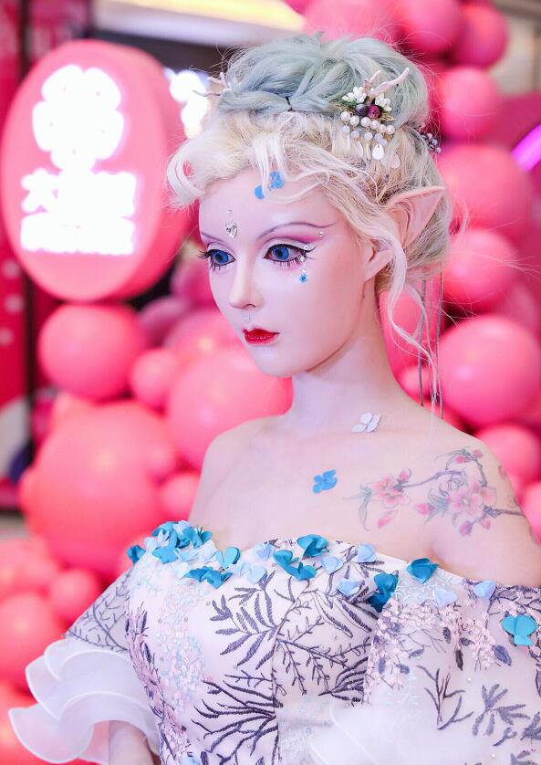 抖音芭比迪丽拉剡佩佩个人资料简介 真人版芭比娃娃本人照片