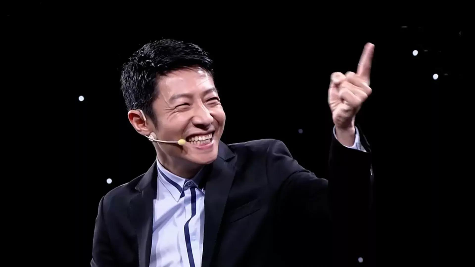 网友说撒贝宁是国家级显眼包,显眼包是什么意思?