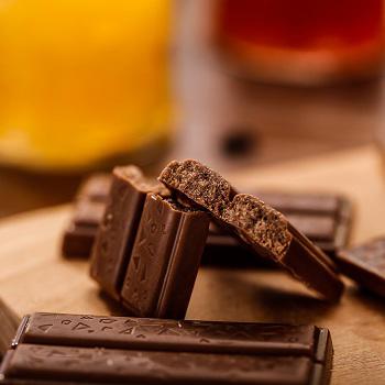 100纯黑巧克力的好处 黑巧克力的四大作用