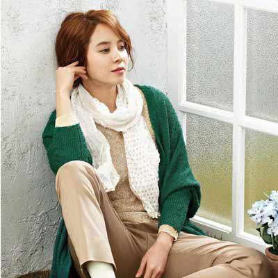 风骚的小舅妈在车内与我激情性爱嬉戏