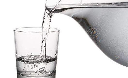 早上起来喝一杯温开水，让你有意想不到的收获