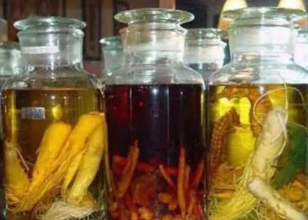 补肾壮阳酒泡什么药最好?男人越喝越强壮
