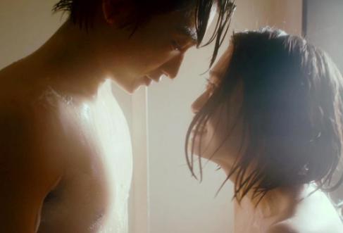 这8部涩涩大片情侣必看