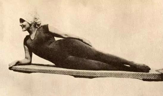 露而未露的比基尼究竟有多馋人