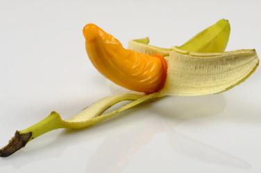 男生一戴套就软,真不是装的
