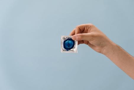 明明戴了套,为什么女友还是中招了