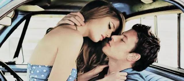 男人哪个年龄段最容易性冲动?