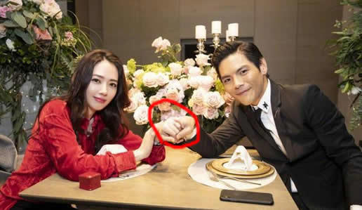 向佐求婚郭碧婷怎么回事:揭2人认识过程及各自背景