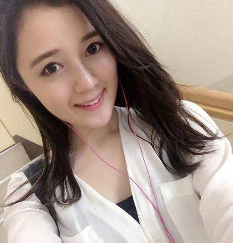 铃原爱蜜莉资料简介：清纯女优铃原爱蜜莉私房照作品