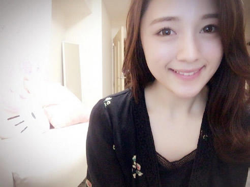 铃原爱蜜莉资料简介：清纯女优铃原爱蜜莉私房照作品