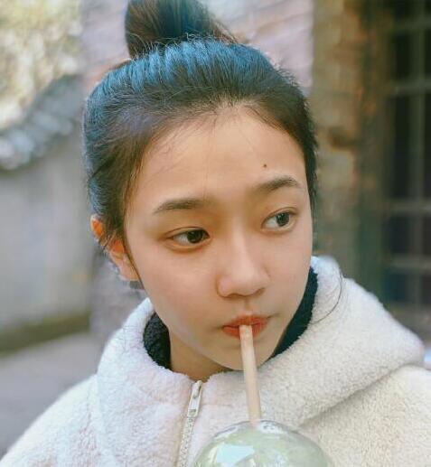 创造营2020高直年龄多大 曾是鹿晗TFBOYS伴舞实力强大