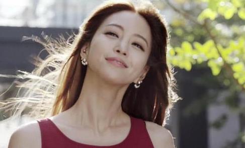 韩艺瑟男友是谁 韩艺瑟罢演事件是怎么回事