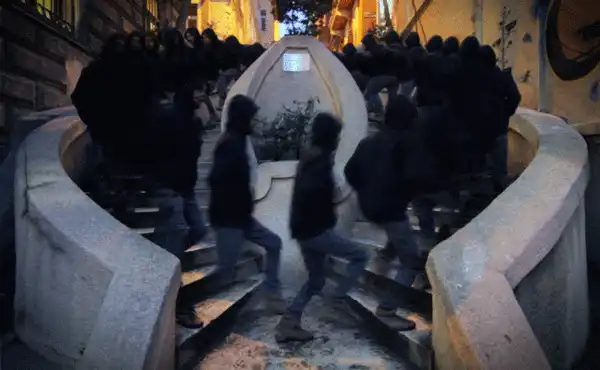 催眠图片你敢看5秒促进睡眠：帮助睡眠（怕晕勿入）