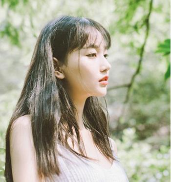 好看的齐肩发型直发：2017流行的齐肩发夏季更清新亮眼