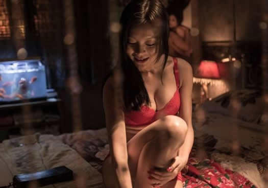 女星莫绮雯《一路向西》剧照：莫绮雯资料简介（图）