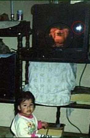 真实灵异故事记录：14张世界公认的灵异照片