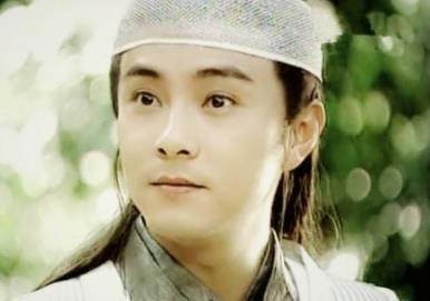 张卫健头发是脱了吗：张卫健为什么打王伯昭