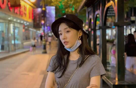 张月多高个人资料及男朋友是谁