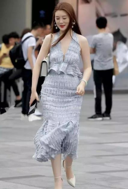 重庆最美女孩什么梗:重庆最美女孩吓人视频怎么回事
