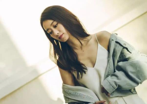 制片人否认张小斐耍大牌 小品演员张小斐的师傅是谁