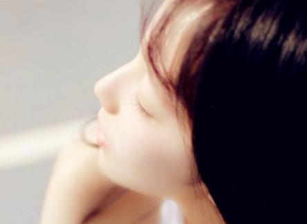 难过的图片：悲伤的图片唯美