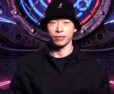 杨建为什么叫蛇男：杨建人间蛇男老婆