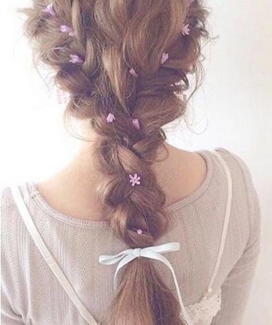 中长发发型扎法：10种浪漫扎发真心美到醉