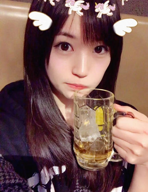 高桥圣子个人资料：吉他手高桥圣子作品美照