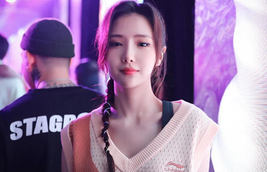 刘美麟好声音第几名 刘美麟个人资料身高及歌曲(刘美麟美图)