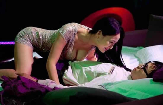 柳岩胸围多大 盘点娱乐圈爆乳女星有哪些