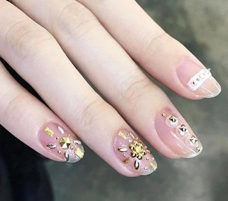 2017最新流行美甲：N款潮流美甲让你任意变换时尚