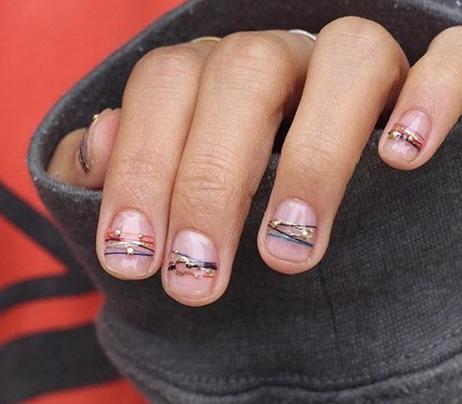 2017最新流行美甲：N款潮流美甲让你任意变换时尚