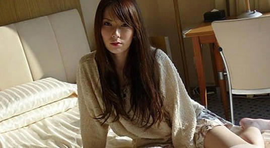 波多野结衣生活照曝光 热爱演绎婚后不退役