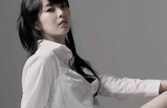 《小苹果》女主裴涩琪结婚 与男友交往三个月闪婚引热议