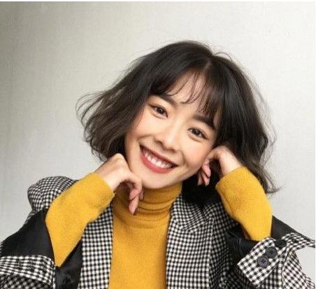 女生微卷短发发型图片：真心好看的短发微卷造型