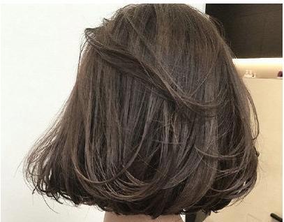 女生微卷短发发型图片：真心好看的短发微卷造型