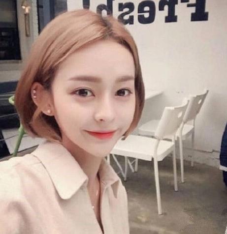 2017最新短发图片欣赏：最流行的短发减龄更新潮