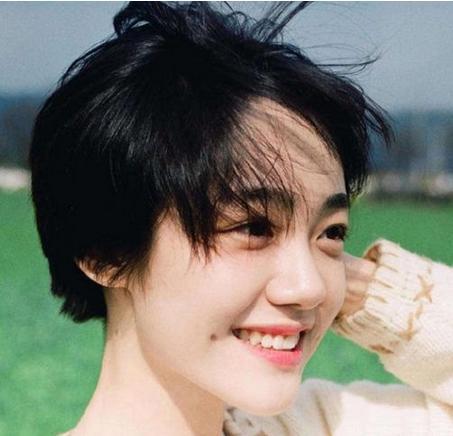 2017年流行短发发型图片：流行又好看的短发谁剪谁美