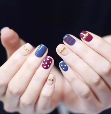 2018新款美甲图片欣赏：美甲款式图片欣赏（图）