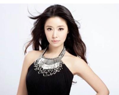 林心如整容前后照片曝光:网友表示人造不老女神