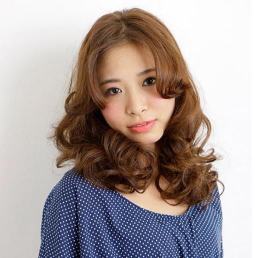 6款适合大脸女生的瘦脸发型示范（图）