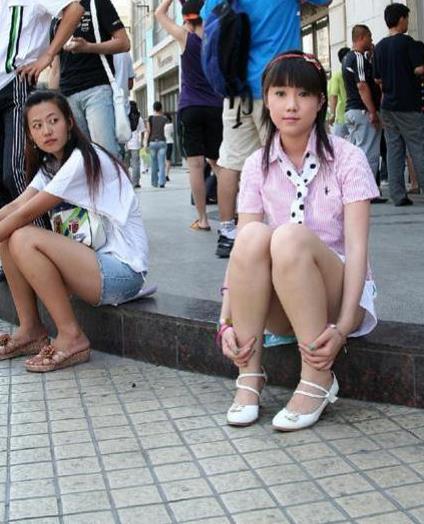 网上最红女模张筱雨简历：张筱雨生活写真（图）