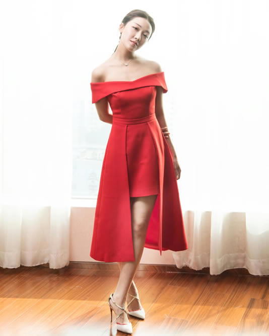 菅纫姿和邱心志结婚了吗 现任老公是谁？