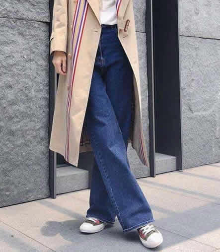 风衣配什么裤子好看女：风衣搭配技巧跟随潮流脚步