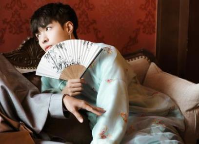 极限挑战导演骂为什么张艺兴 张艺兴为什么晕倒