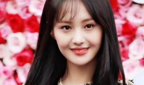 郑爽青春斗发布会扇嘴巴怎么回事,为什么扇巴掌
