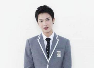 董岩磊在花千骨中扮演谁角色 董岩磊家境如何