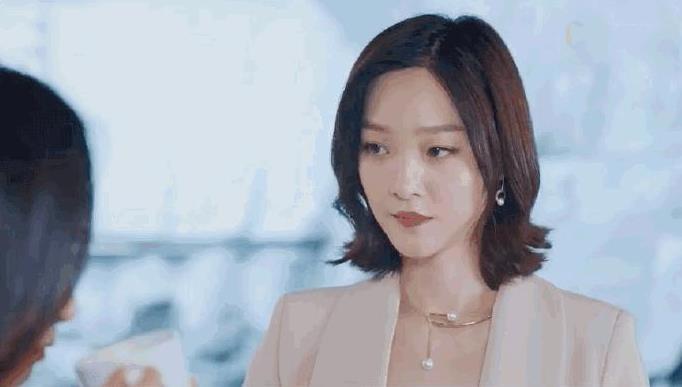 何杜娟和谁长得像,何杜娟的老公叫什么