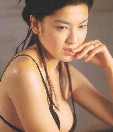 林熙蕾泳装事件：林熙蕾回应泳装事件