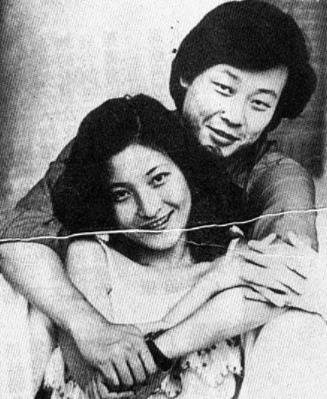 寇世勋为什么有两个老婆:娱乐圈享一夫多妻的男星